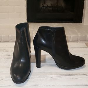 Stuart Weitzman boots